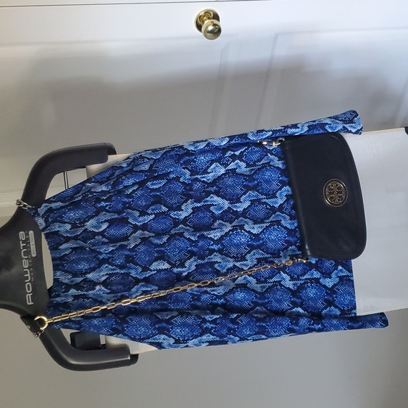 Michael Kors open shoulders top - Picture 1 of 3